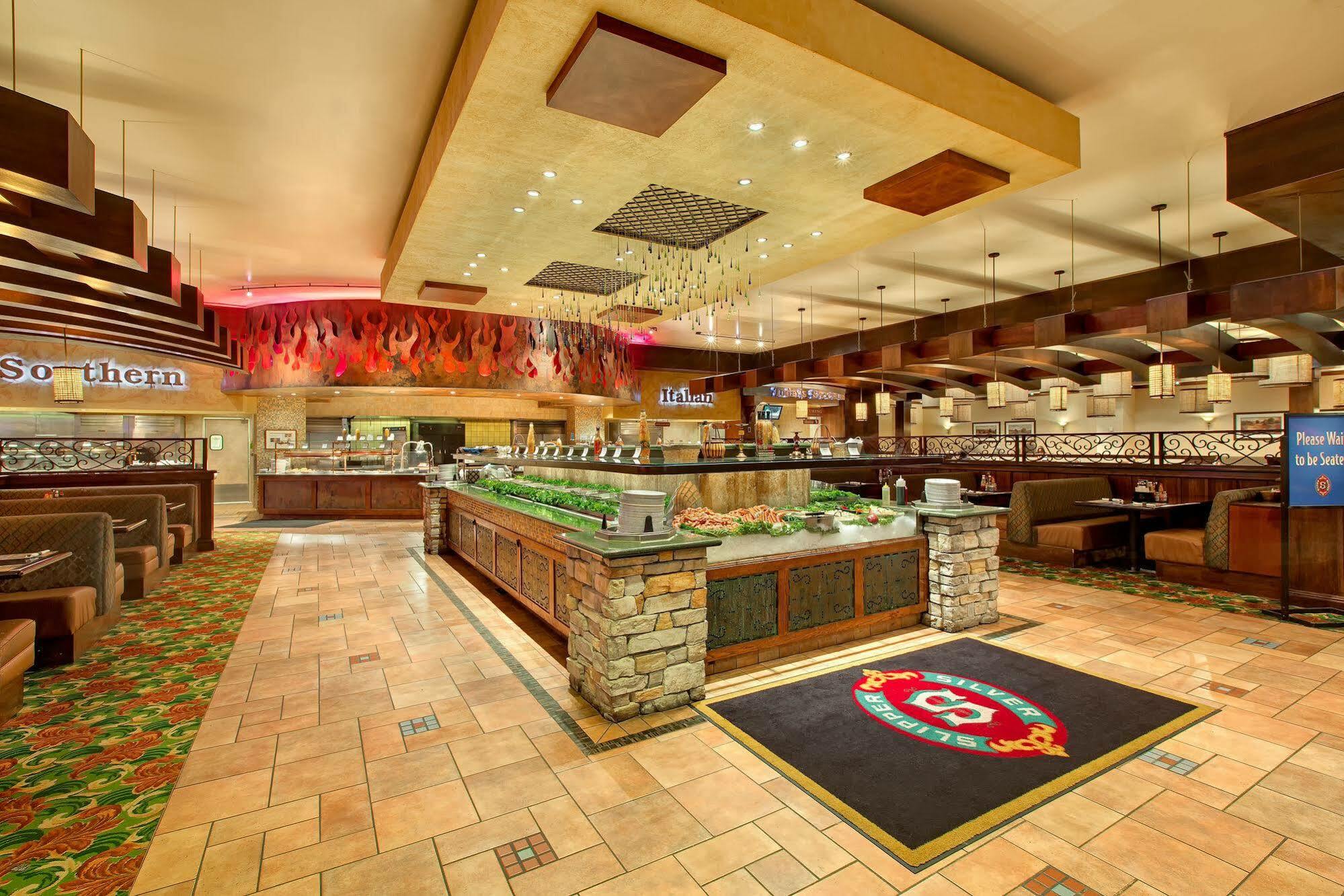 Silver Slipper Casino Hotel (Adults Only) Bay St. Louis Exteriör bild
